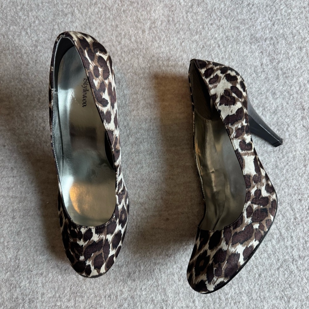 Stylish Leopard Print Heels